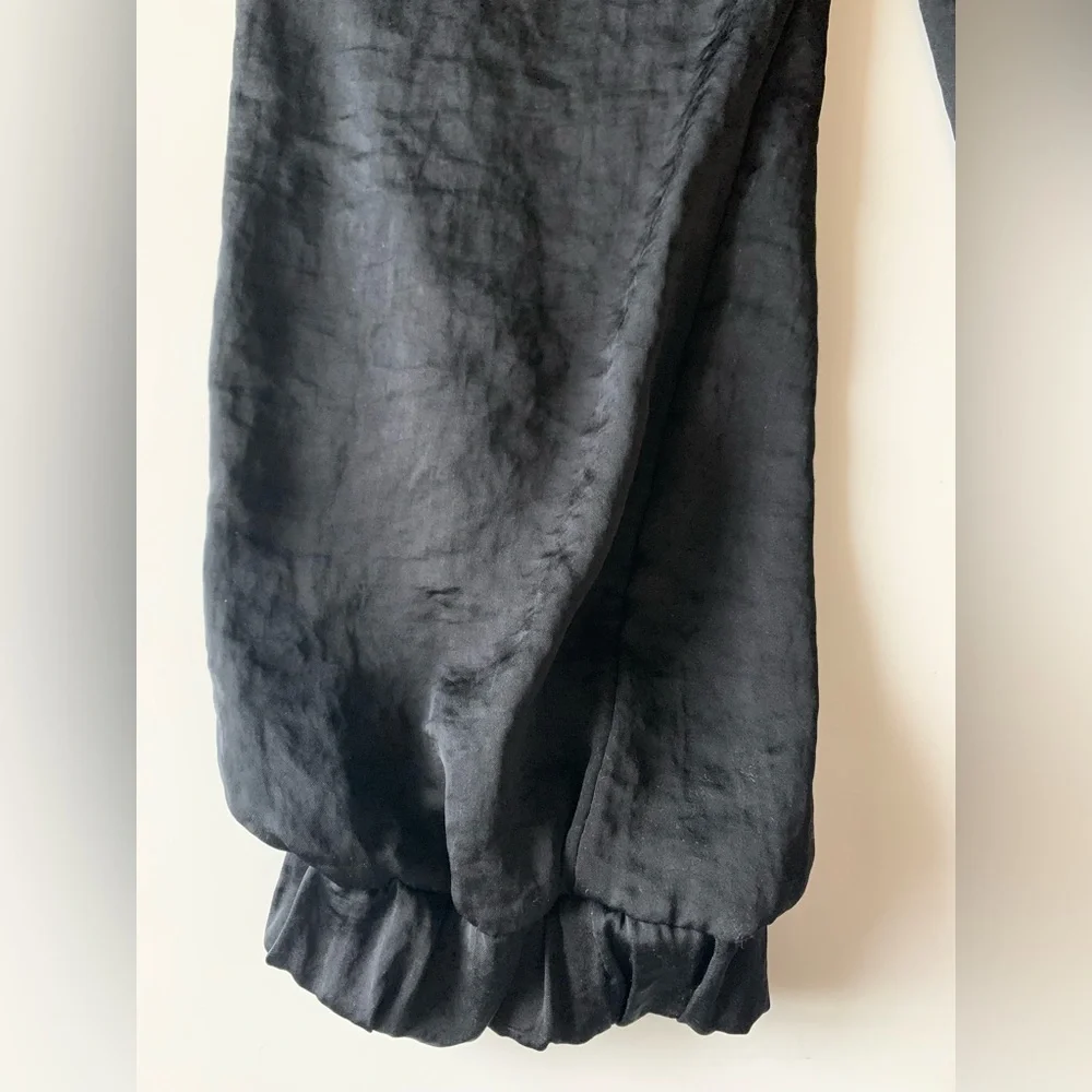Zara Women Black Satin Cuffed pants Size XS - Picture 4 of 5